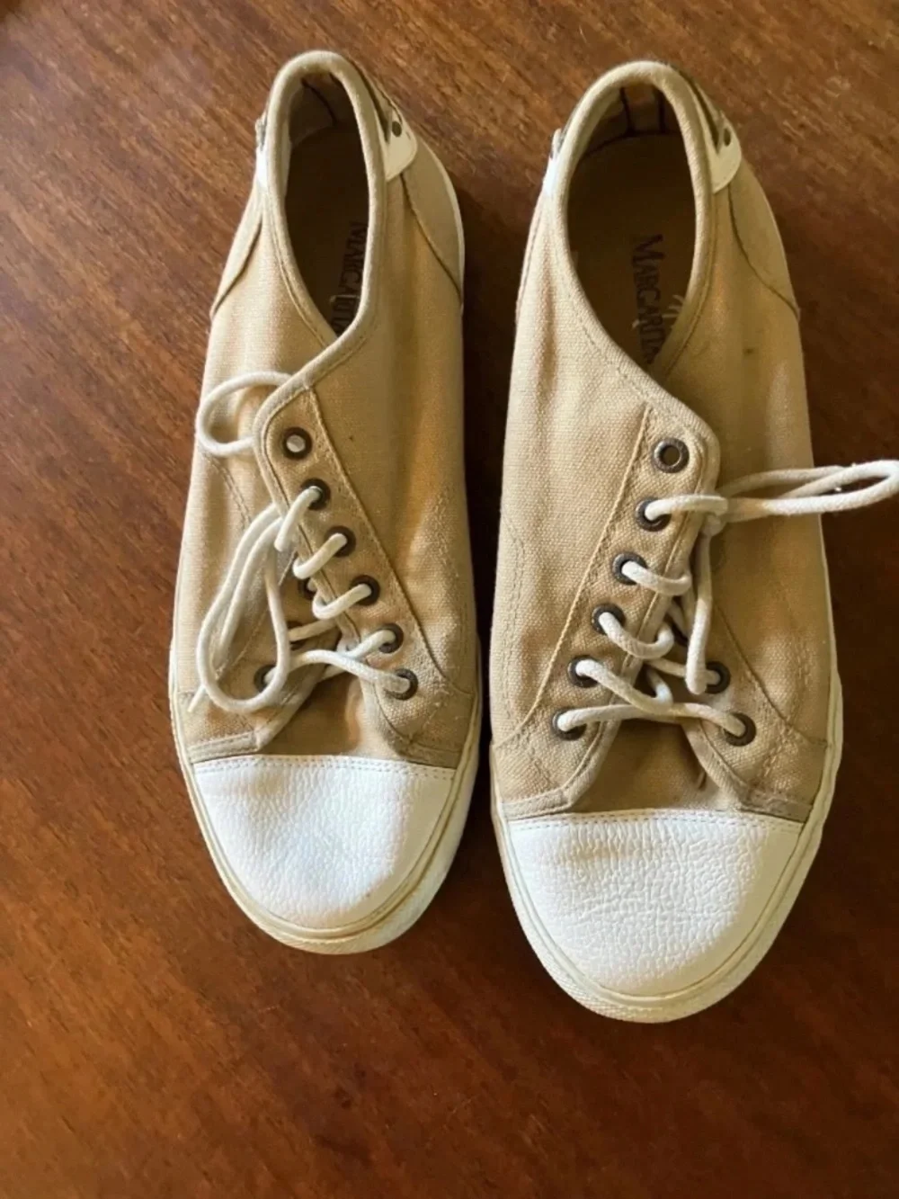 Margaritaville Tan Canvas Sneakers with White Toe S9/Men's